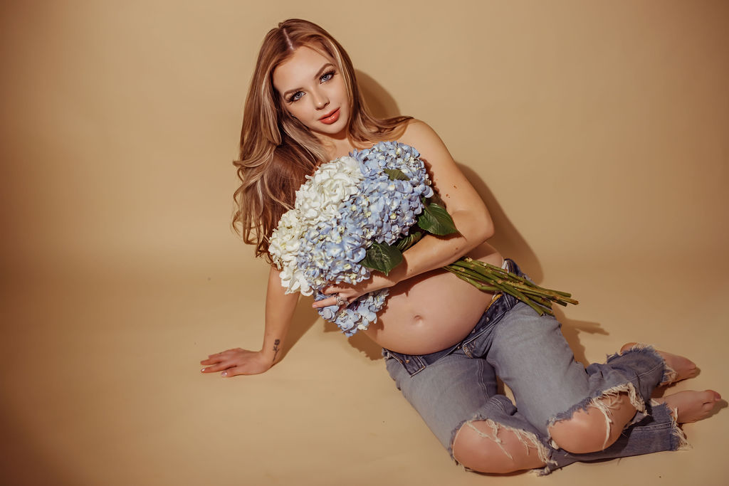 Maternity Charlotte 8