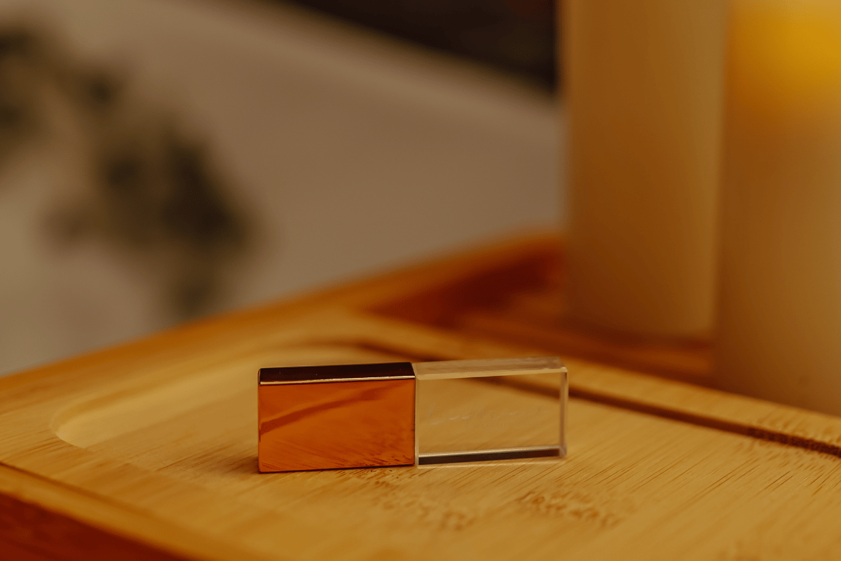 Crystal USB Gallery